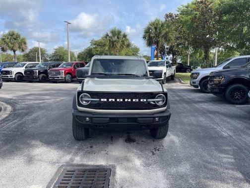 Beige 2026 Ford Bronco Outer Banks