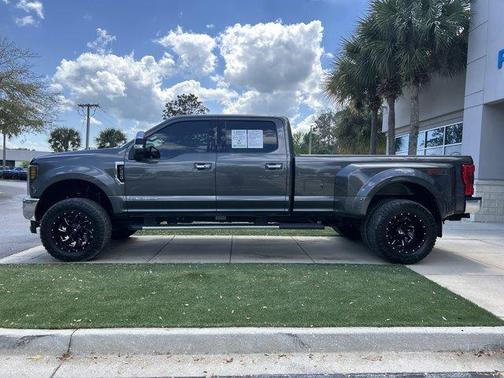Magnetic 2019 Ford F-350 Lariat Super Duty