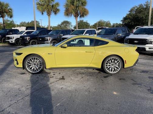2025 Ford Mustang GT Premium