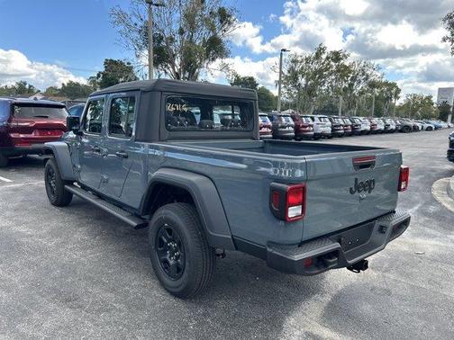 2025 Jeep Gladiator Sport
