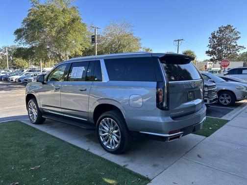 2024 Cadillac Escalade ESV Premium Luxury