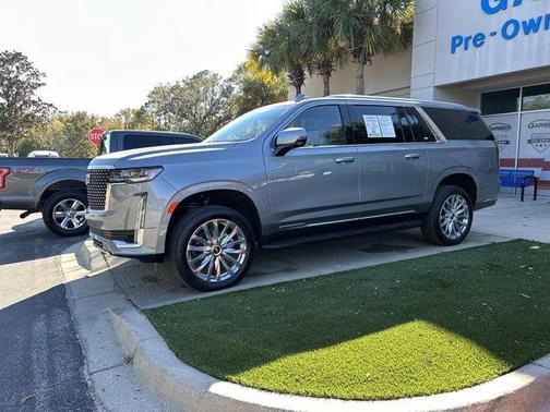 2024 Cadillac Escalade ESV Premium Luxury