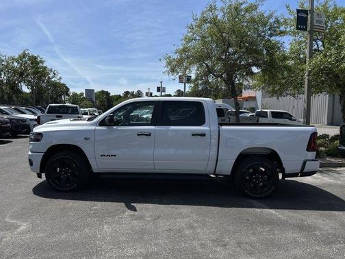 Bright White Clearcoat 2026 RAM 1500 Express