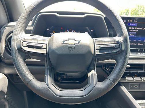 2025 Chevrolet Colorado WT