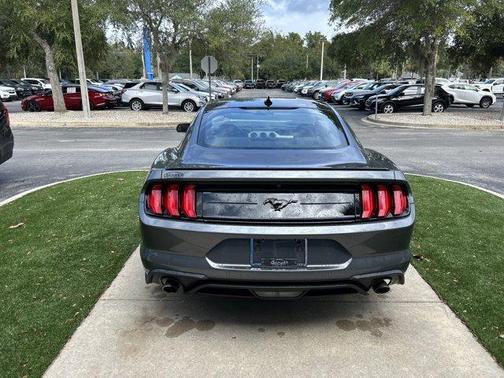 2022 Ford Mustang EcoBoost Premium