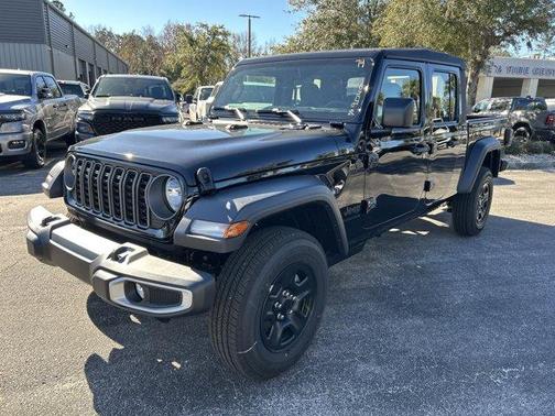 2026 Jeep Gladiator Sport