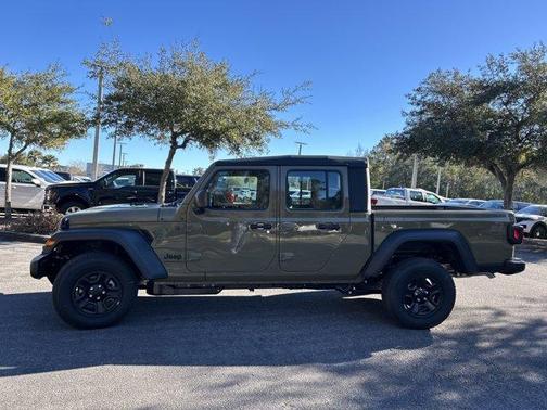 2026 Jeep Gladiator Sport