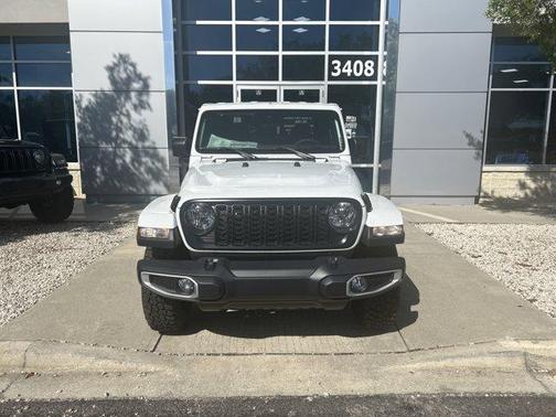 2025 Jeep Gladiator Sport