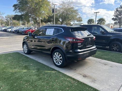 2020 Nissan Rogue Sport SV