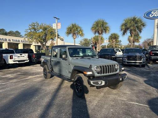 2026 Jeep Gladiator Sport