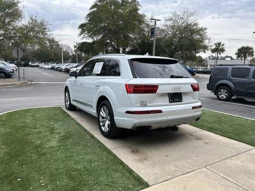 2019 Audi Q7 45 Premium