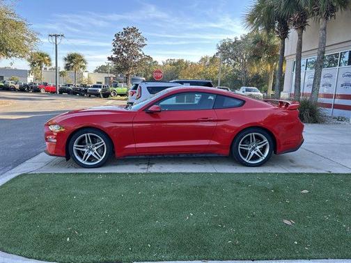 2019 Ford Mustang EcoBoost