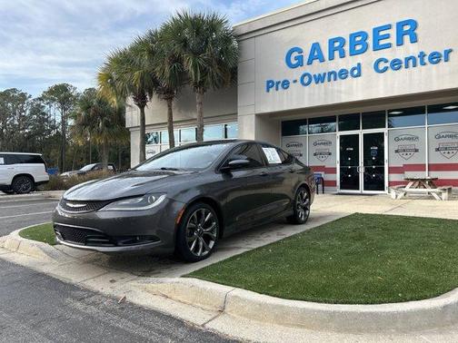 2016 Chrysler 200 S