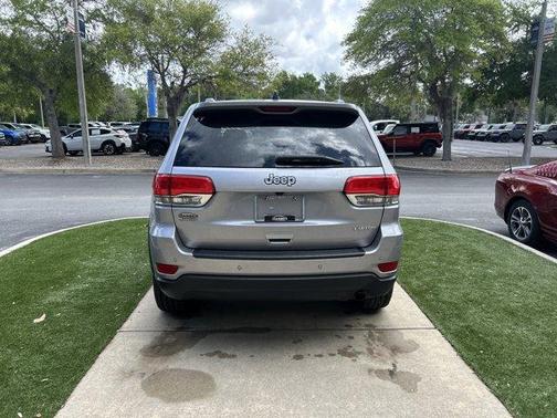 2019 Jeep Grand Cherokee Laredo E