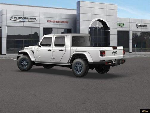 Bright White Clearcoat 2026 Jeep Gladiator Sport
