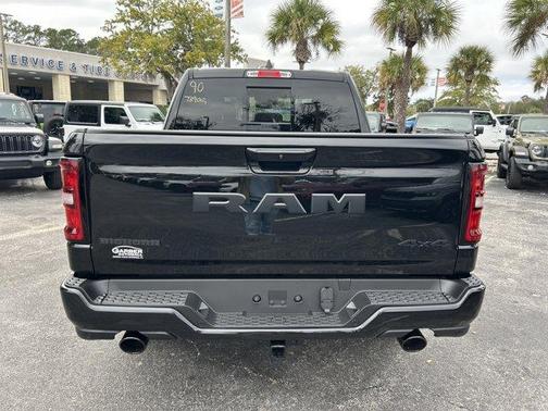 Diamond Black 2026 RAM 1500 Big Horn/Lone Star
