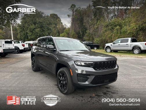 2025 Jeep Grand Cherokee Laredo