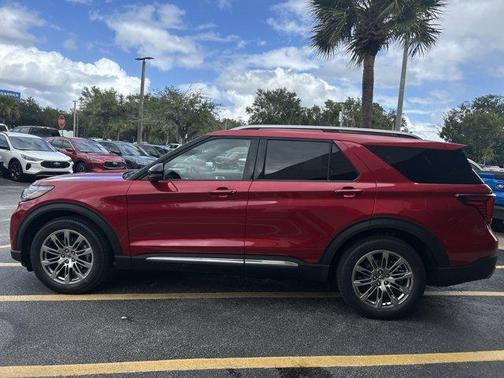 2025 Ford Explorer Platinum