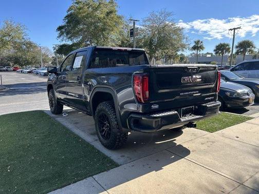2022 GMC Sierra 1500 AT4X