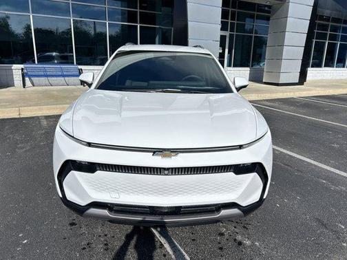 2025 Chevrolet Equinox EV LT 2