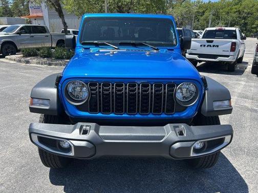 Hydro Blue Pearlcoat 2026 Jeep Gladiator Sport