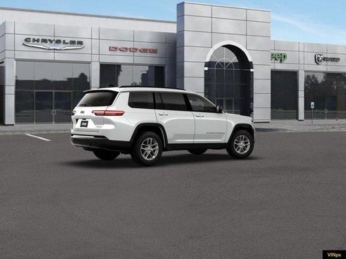 Silver Zynith 2026 Jeep Grand Cherokee