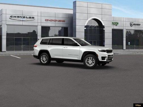 Silver Zynith 2026 Jeep Grand Cherokee