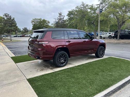 2025 Jeep Grand Cherokee L Summit