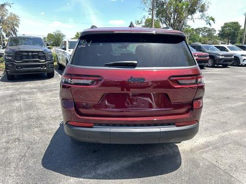 Velvet Red Pearlcoat 2026 Jeep Grand Cherokee L Laredo