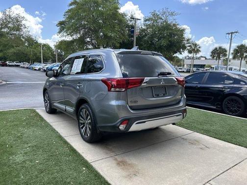 Gray 2019 Mitsubishi Outlander SEL