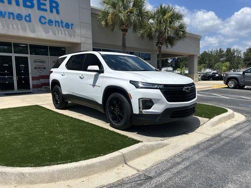 2022 Chevrolet Traverse LT Cloth