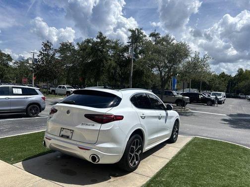 Alfa White 2021 Alfa Romeo Stelvio Ti
