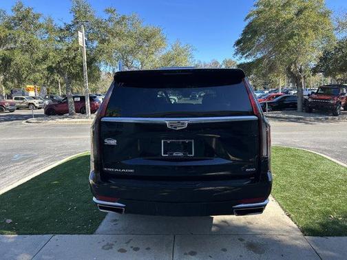 2023 Cadillac Escalade ESV Premium Luxury