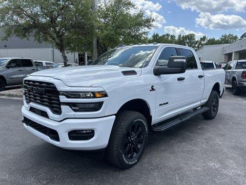 Bright White Clearcoat 2026 RAM 3500 Big Horn