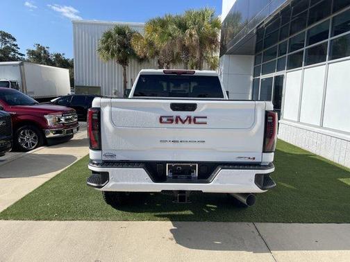 2026 GMC Sierra 2500 AT4