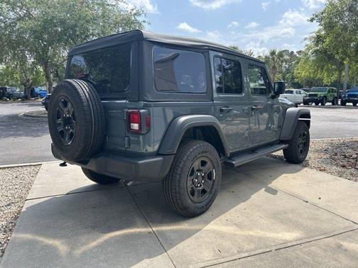 2025 Jeep Wrangler Sport