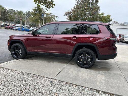 2025 Jeep Grand Cherokee L Laredo
