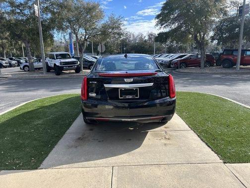 2016 Cadillac XTS Luxury Collection