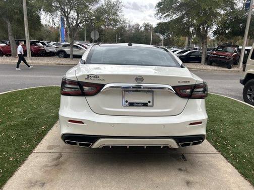 2023 Nissan Maxima Platinum