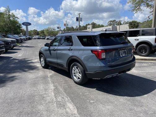 Vapor Blue Metallic 2026 Ford Explorer Active