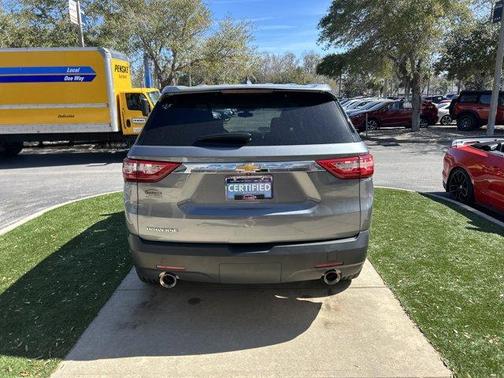 2021 Chevrolet Traverse LS