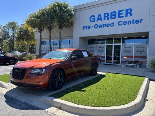 2021 Chrysler 300 Touring