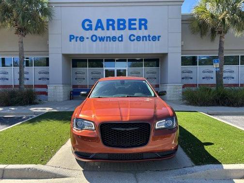 2021 Chrysler 300 Touring