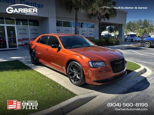 2021 Chrysler 300 Touring