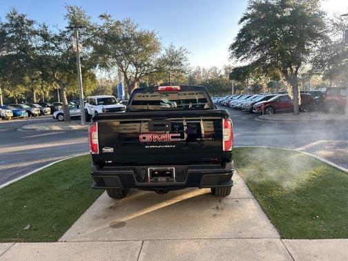 2022 GMC Canyon AT4 w/Cloth