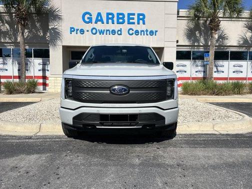 2023 Ford F-150 Lightning XLT