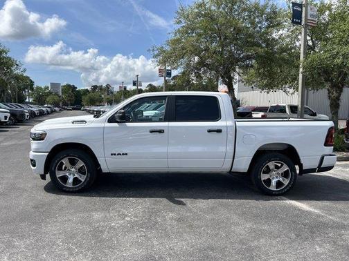 Bright White Clearcoat 2026 RAM 1500 Express