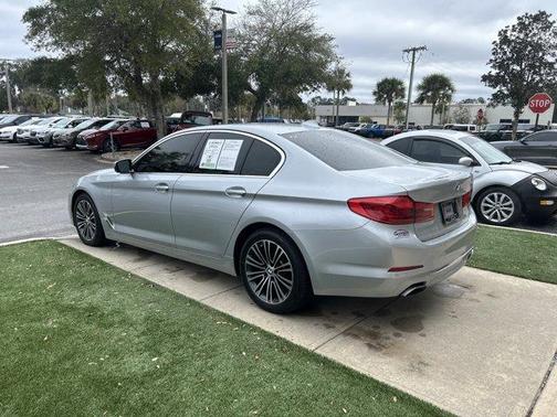 2019 BMW 540 i