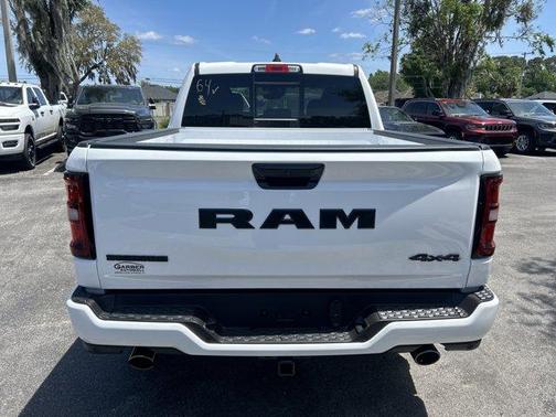 Bright White Clearcoat 2026 RAM 1500 Big Horn/Lone Star