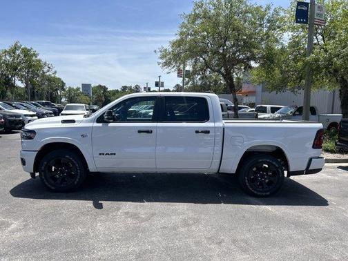 Bright White Clearcoat 2026 RAM 1500 Big Horn/Lone Star